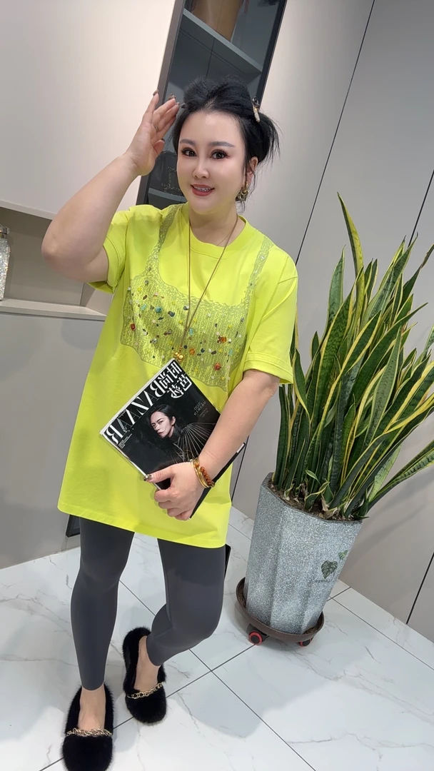 【娟姐精选】8485欧货重工胸前彩色石头大颗钻时尚欧版大体恤