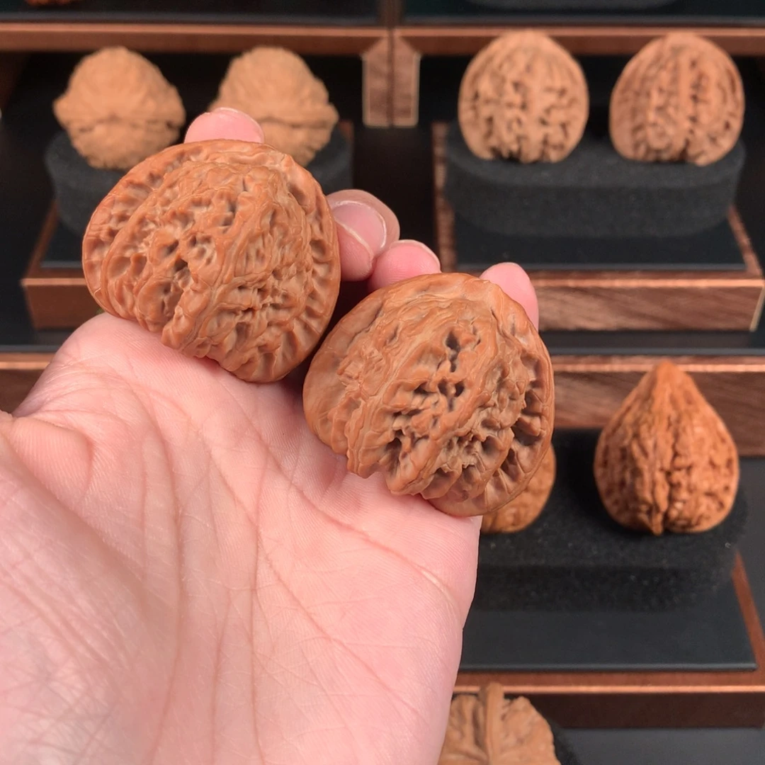 *****文玩核桃吊坠白狮子