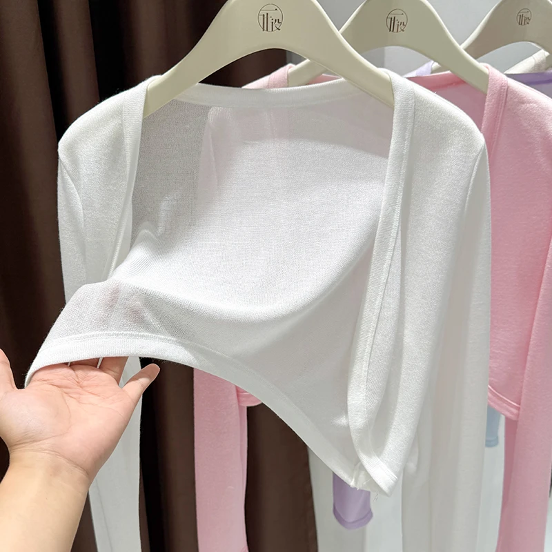 秋季宽松透视针织短款长袖开衫女爆款2025新款防晒薄款小外搭罩衫