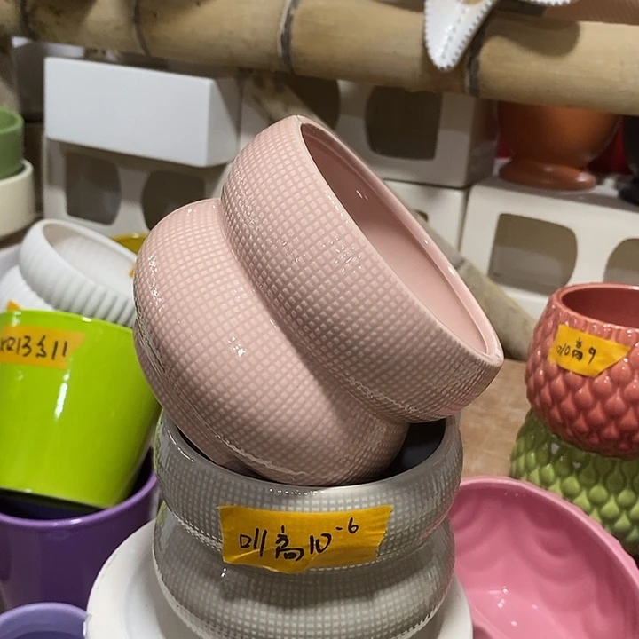 陶瓷花盆有孔 瑕疵介意勿拍