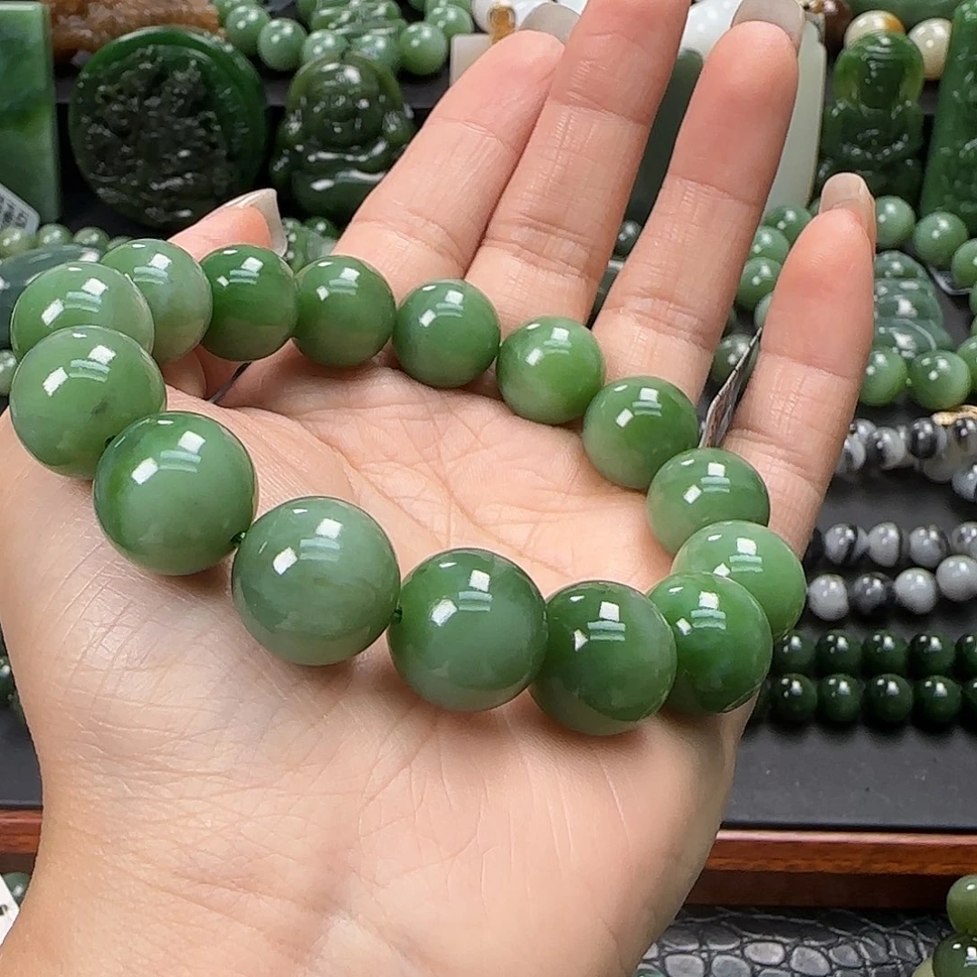 和田玉未镶嵌珠宝奇石