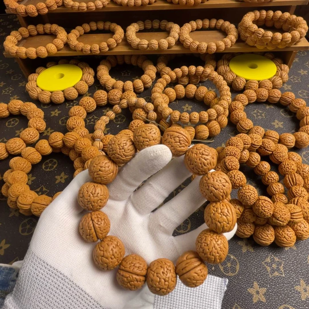 桃核手串野生大肌肉