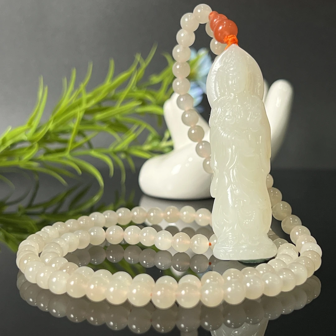 0104GC8829和田玉挂件