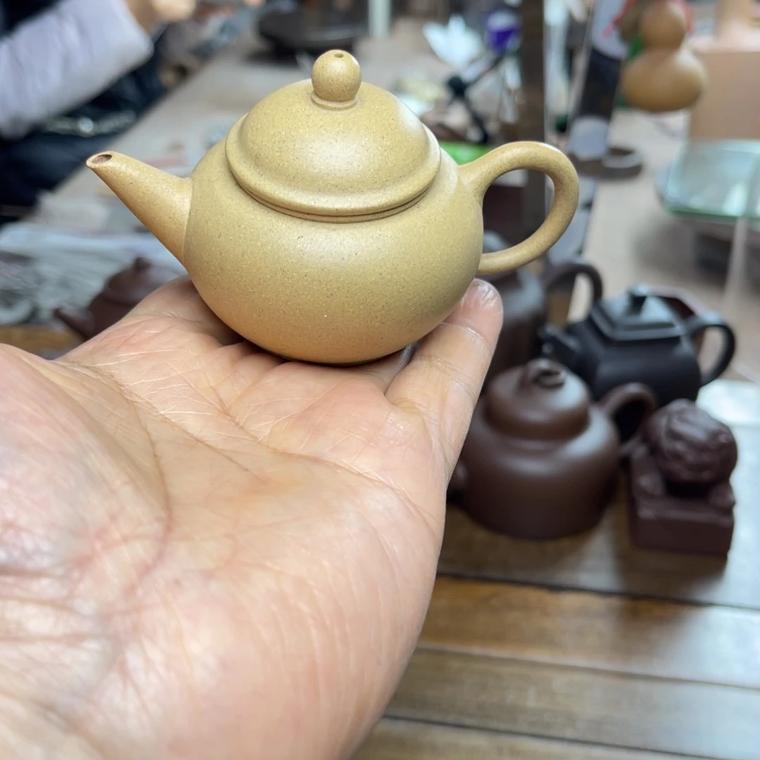 紫砂茶壶本山段泥水平壶