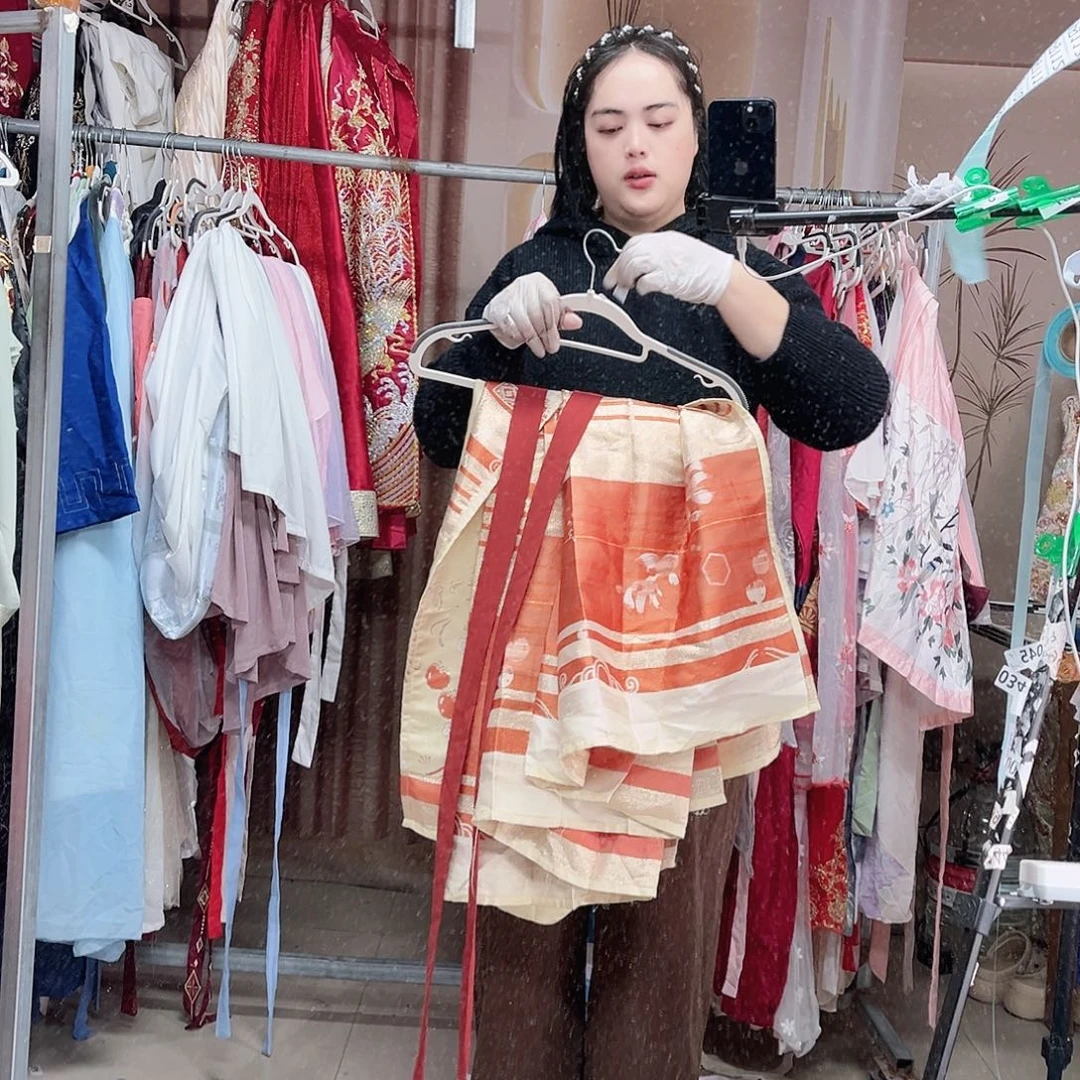 高***妮闪105号的票是多少钱一