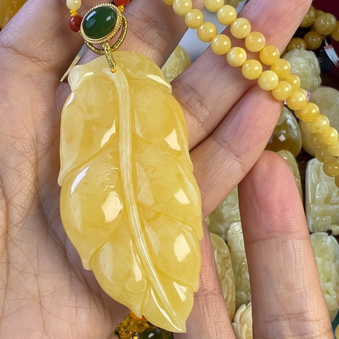 蜜蜡吊坠(赠链)未镶嵌