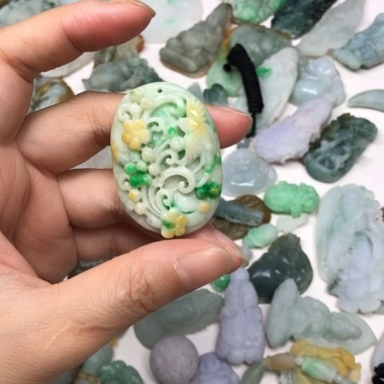 定制翡翠未镶嵌翡翠