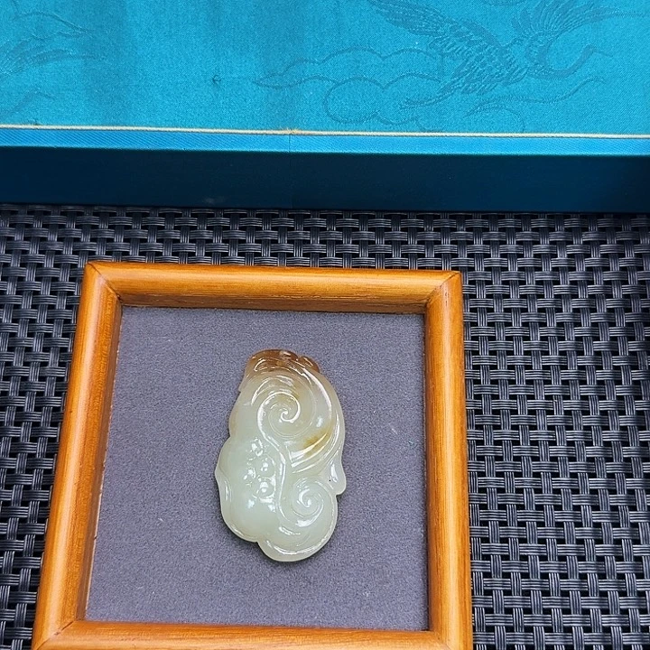 和田玉（糖玉）未镶嵌手链