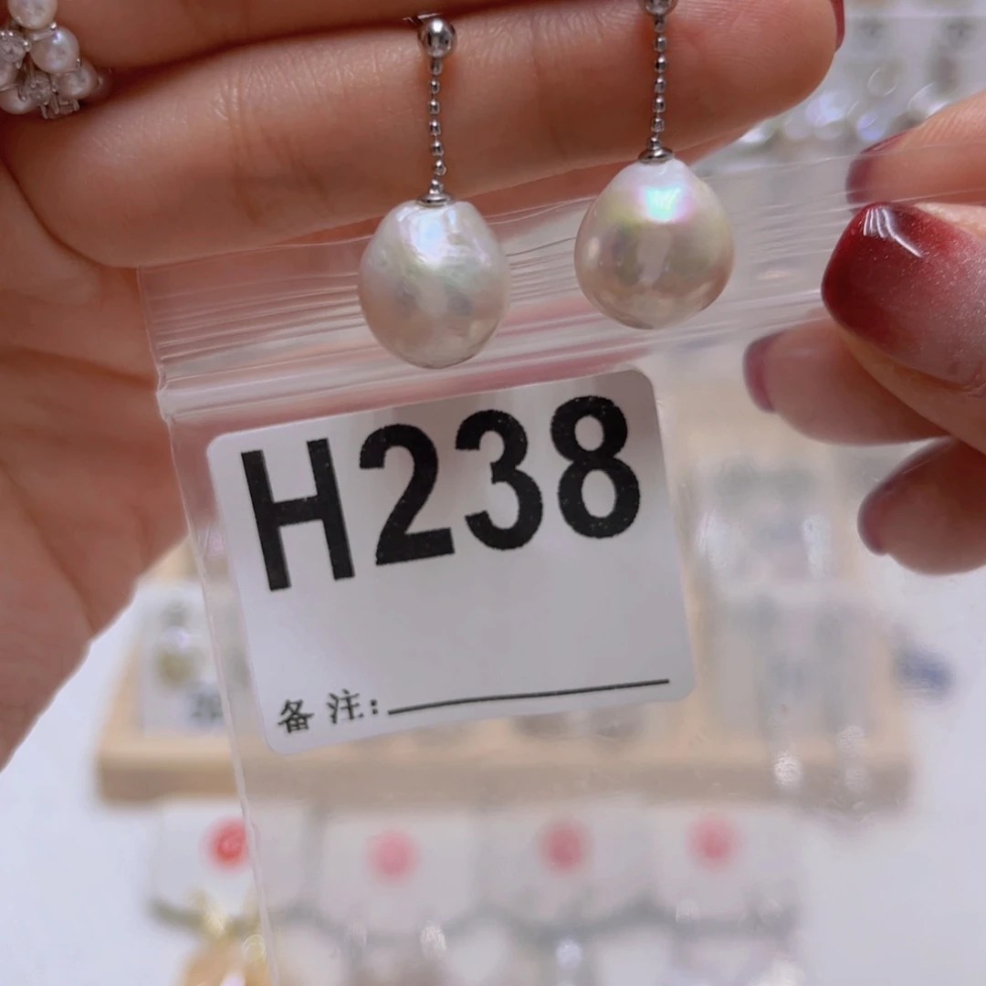 未镶嵌颈饰淡水珍珠