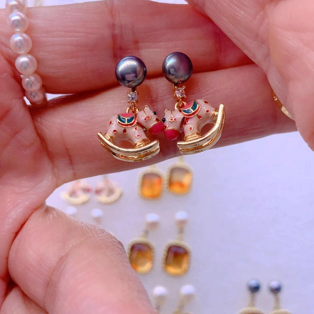 淡水珍珠耳饰合金