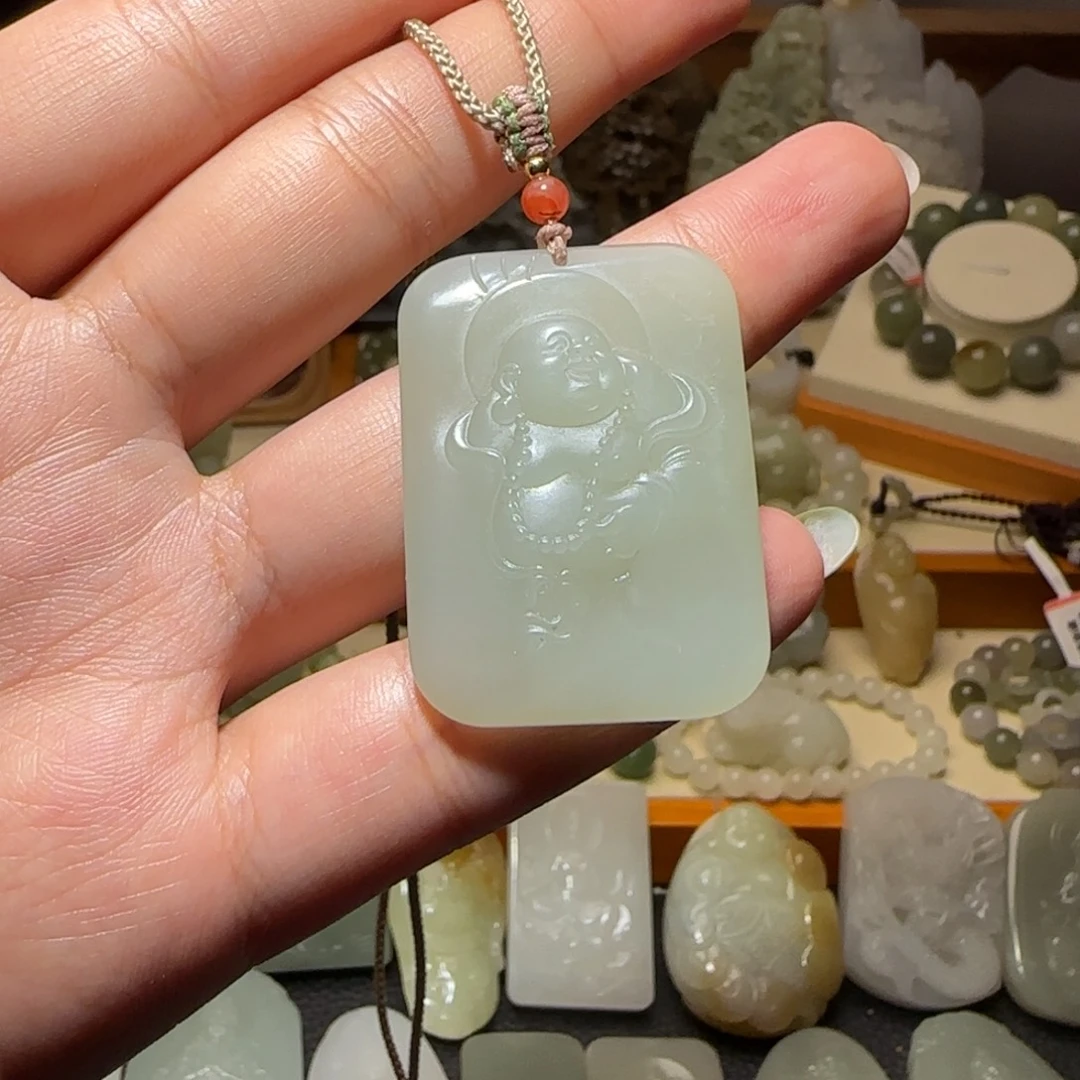 颈饰未镶嵌和田玉