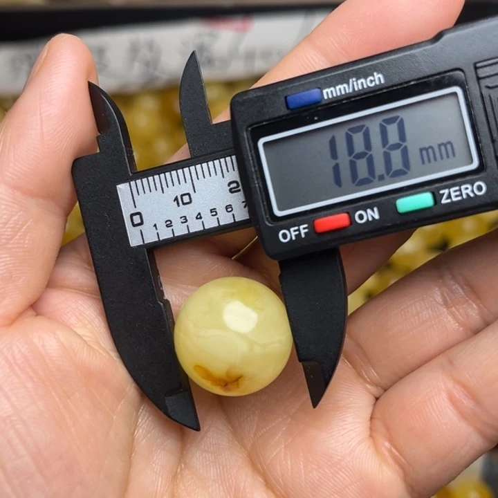 蜜蜡未镶嵌珠宝奇石天然蜜蜡散珠微瑕一粒205