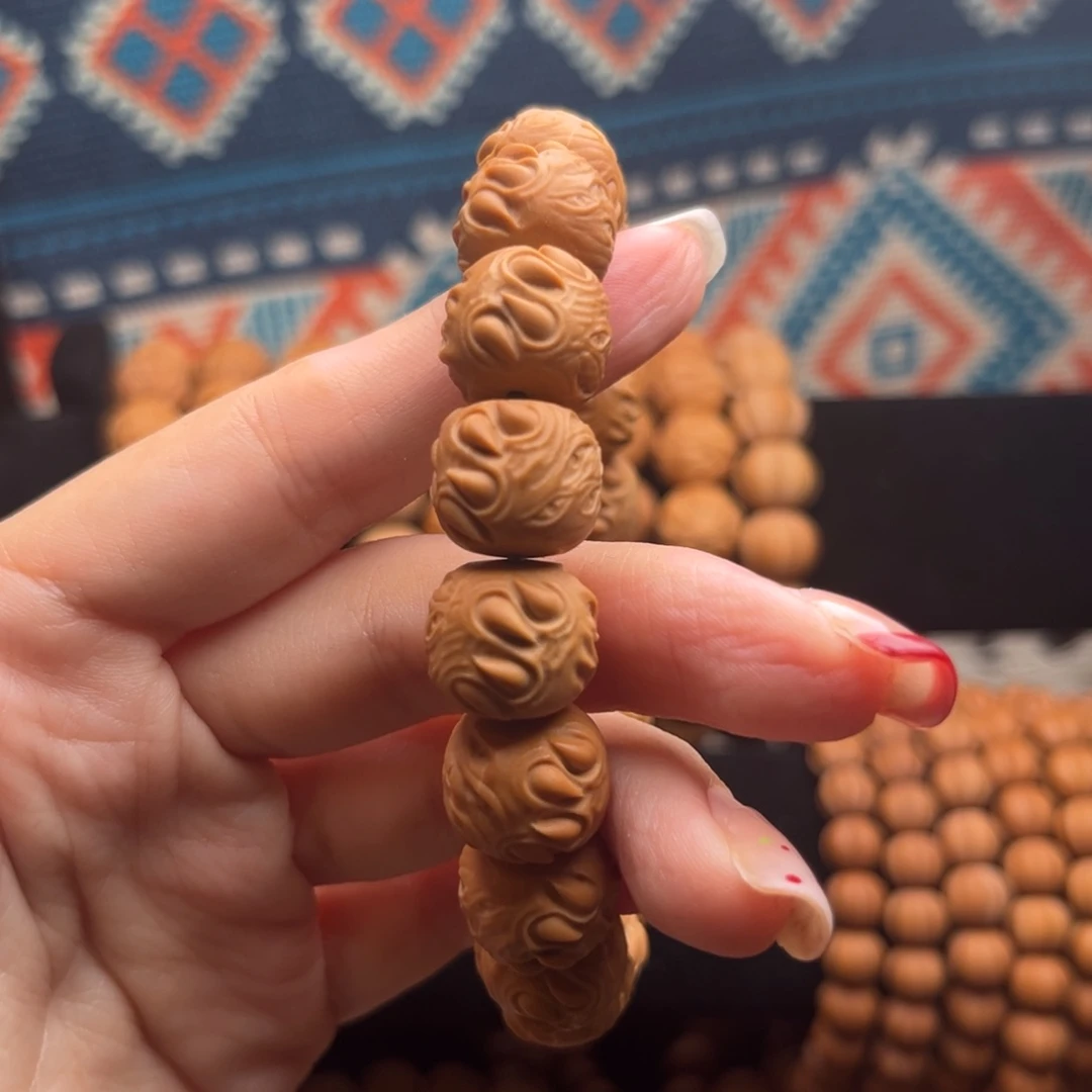 体验款吞噬14左右随机发