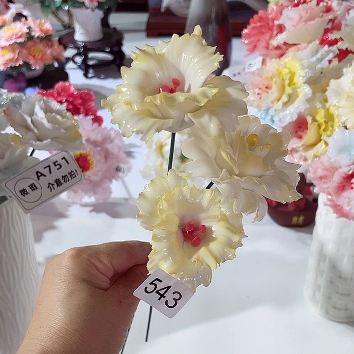 摆件德化工厂陶瓷手工捏花