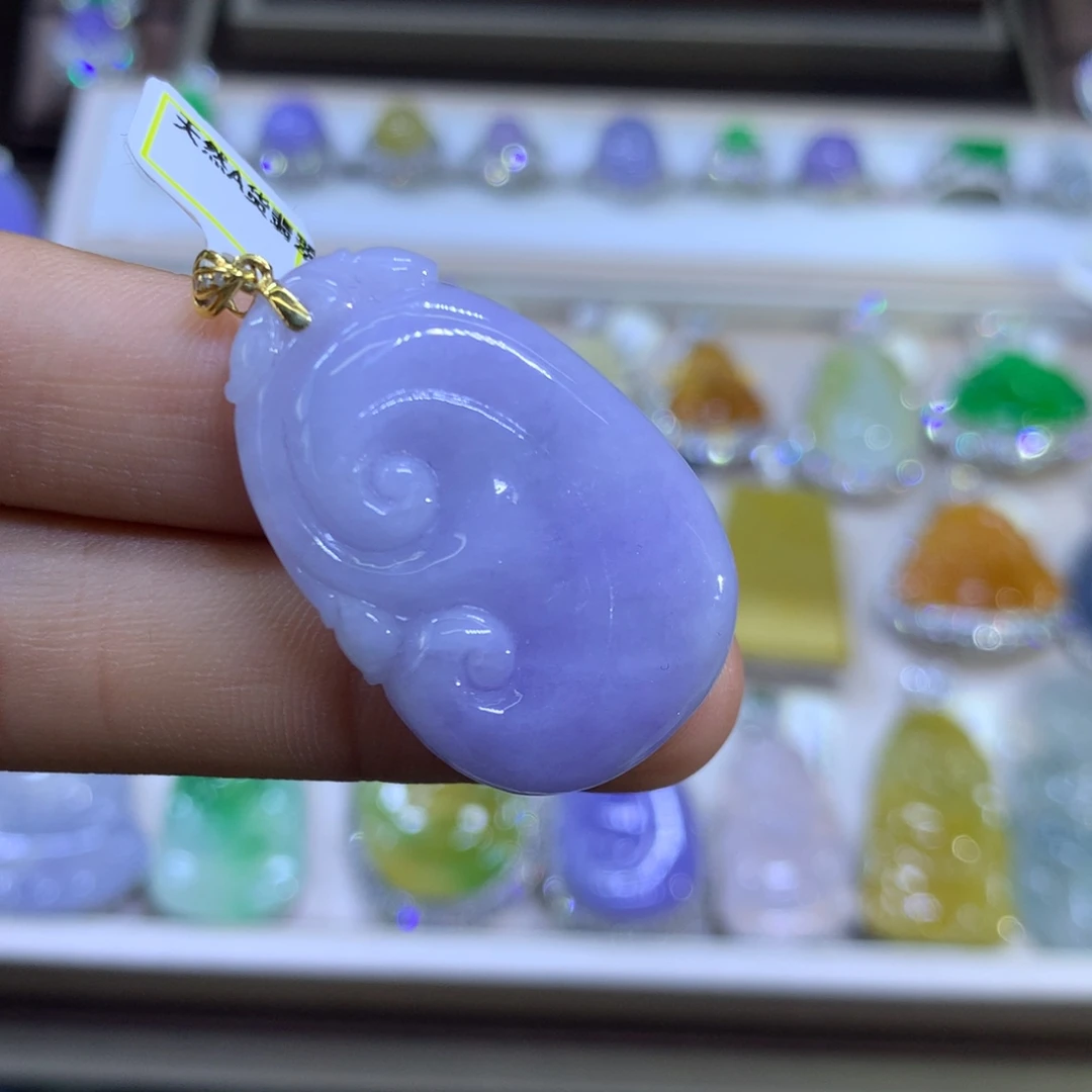 颈饰18K金镶嵌翡翠翡翠吊坠