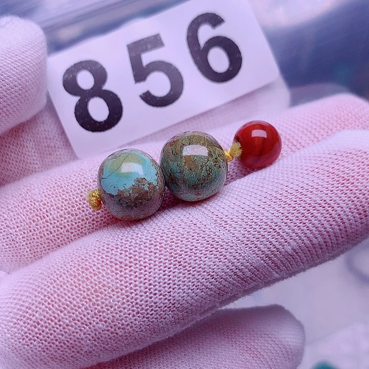 南红玛瑙未镶嵌珠宝奇石