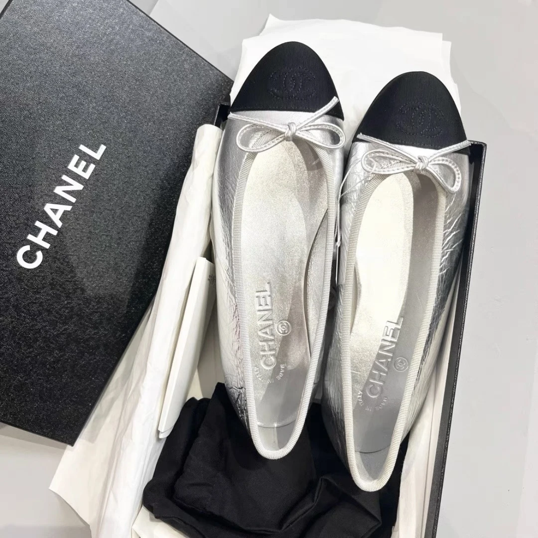 99新 Chanel/香奈儿 7姐专场/拼色平底鞋 37码