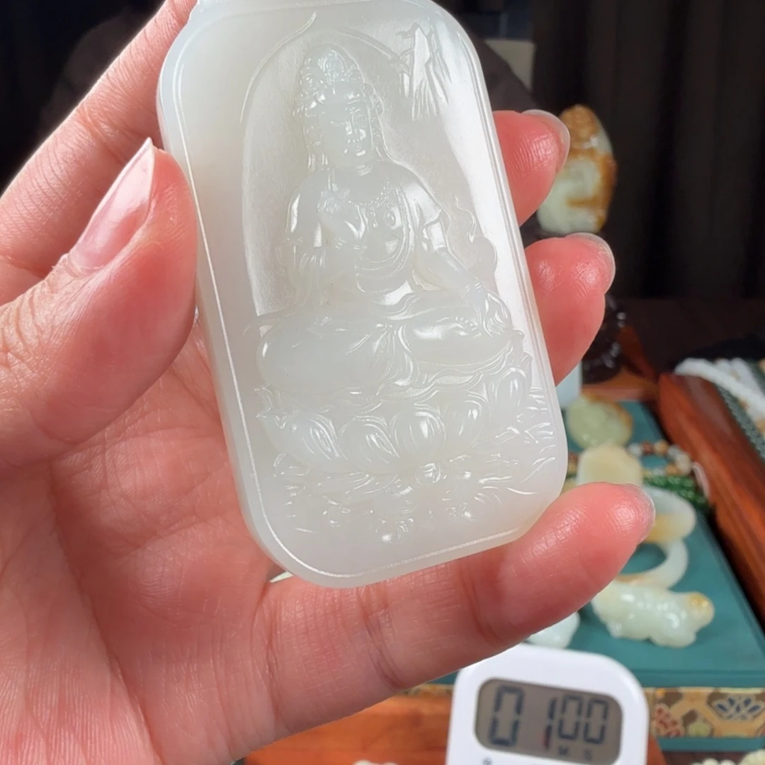 颈饰未镶嵌和田玉