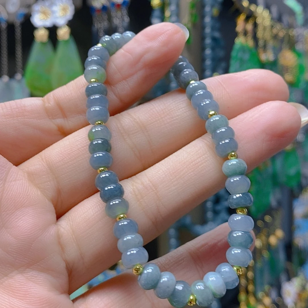 未镶嵌翡翠耳饰翡翠