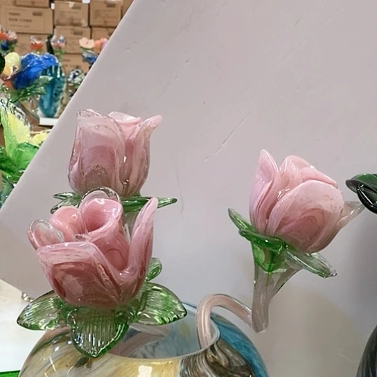 琉璃花瓶高45厘米宽9厘米