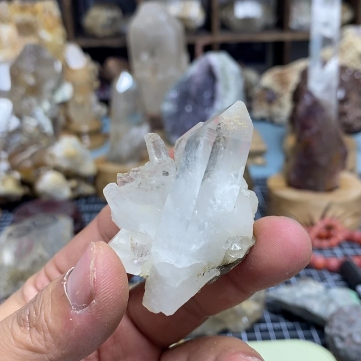 水晶水晶柱未镶嵌