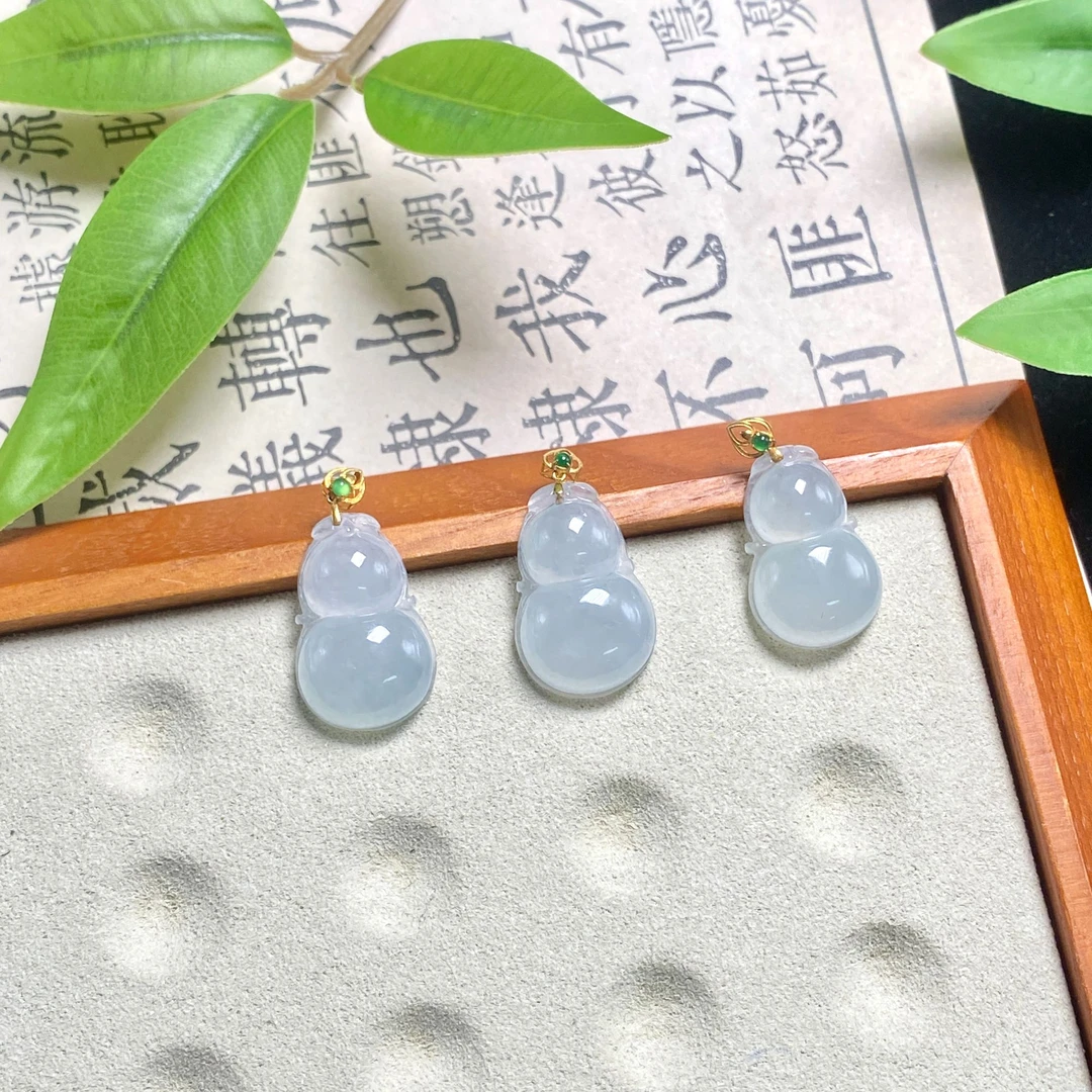 思懿手镯之家-18k翡翠葫芦-约21*14*5mm-TY-11980-多样性发一