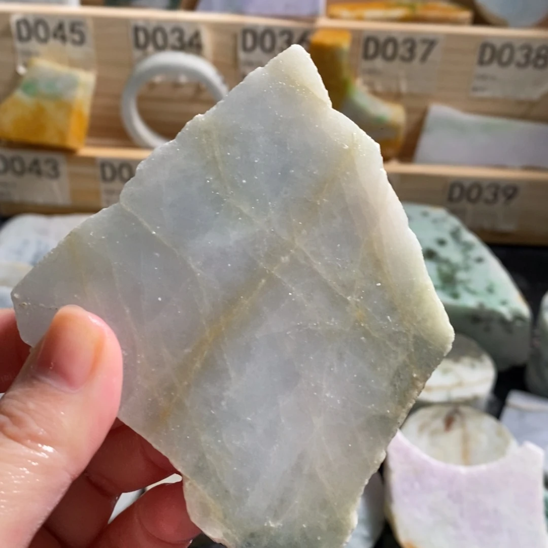 颈饰未镶嵌翡翠天然翡翠