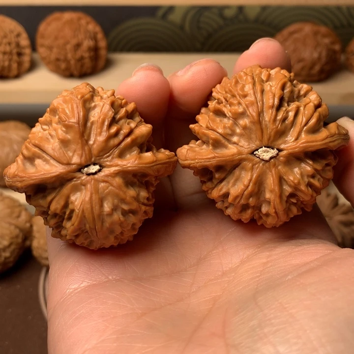 文玩核桃吊坠今****✨