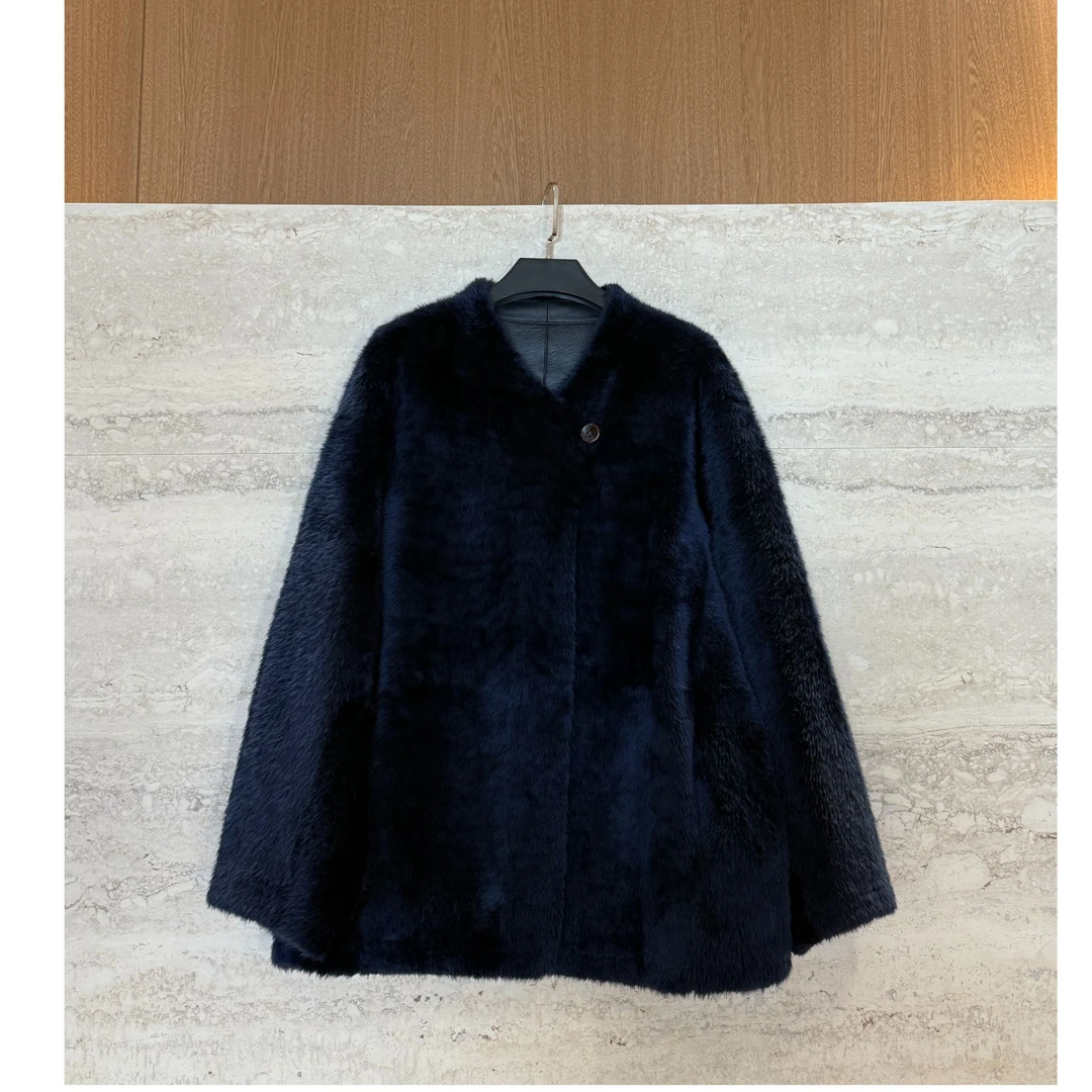 TANTAN 时尚轻奢秋冬V领羊皮毛一体外套3835