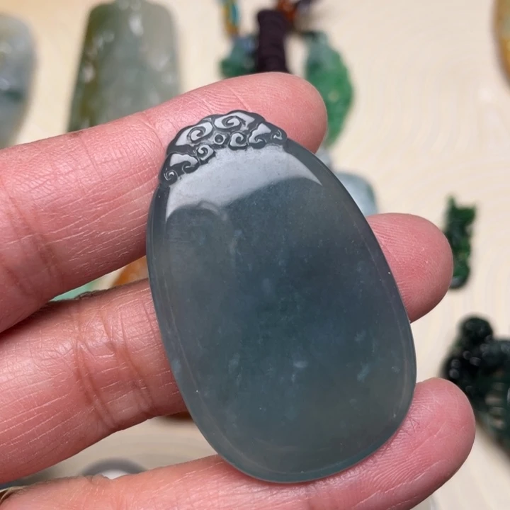 翡翠颈饰未镶嵌无