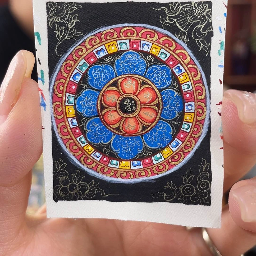吊坠青海热贡纯手绘六字真言