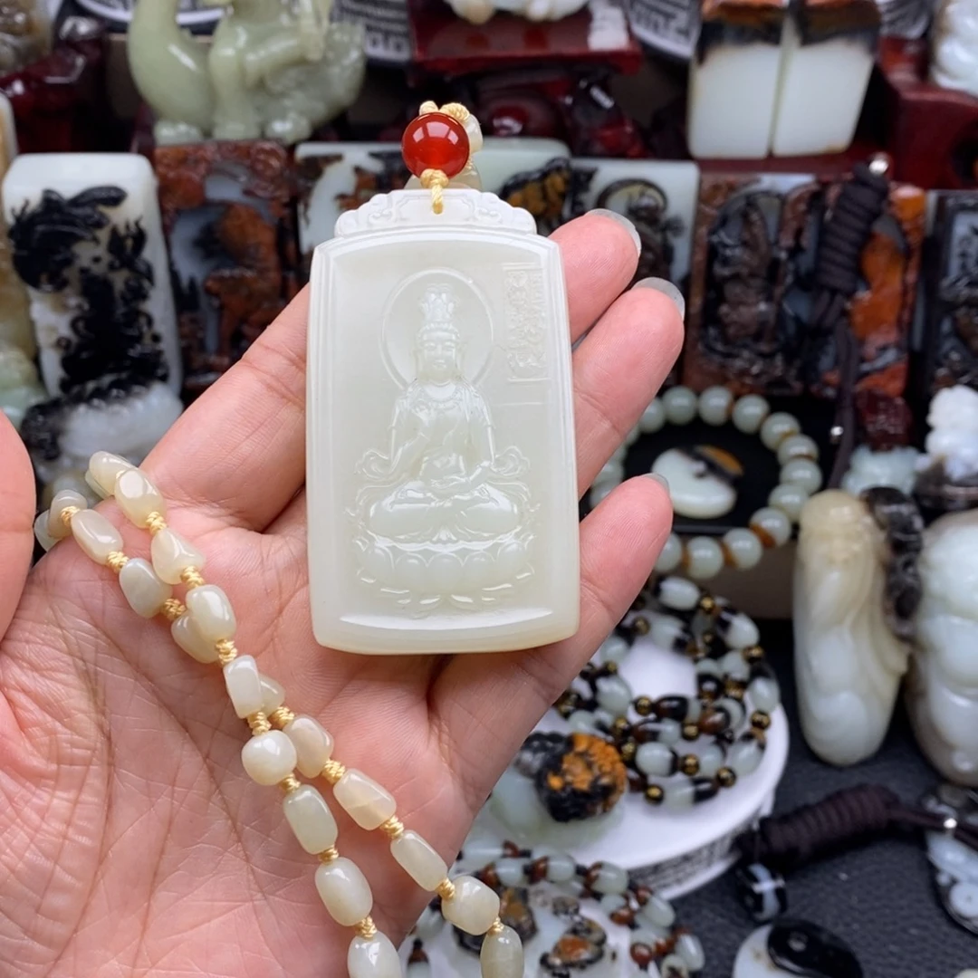 和田玉未镶嵌颈饰