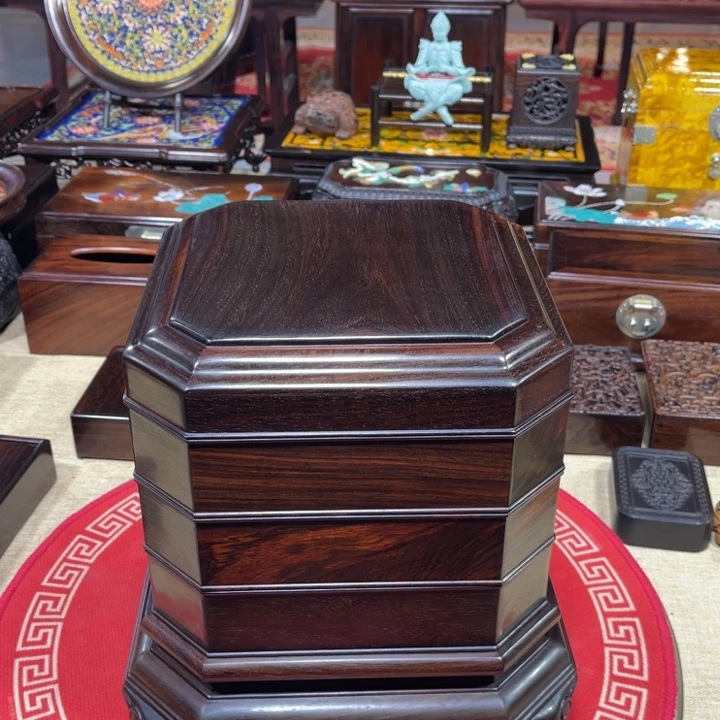 红酸枝木类成套家具