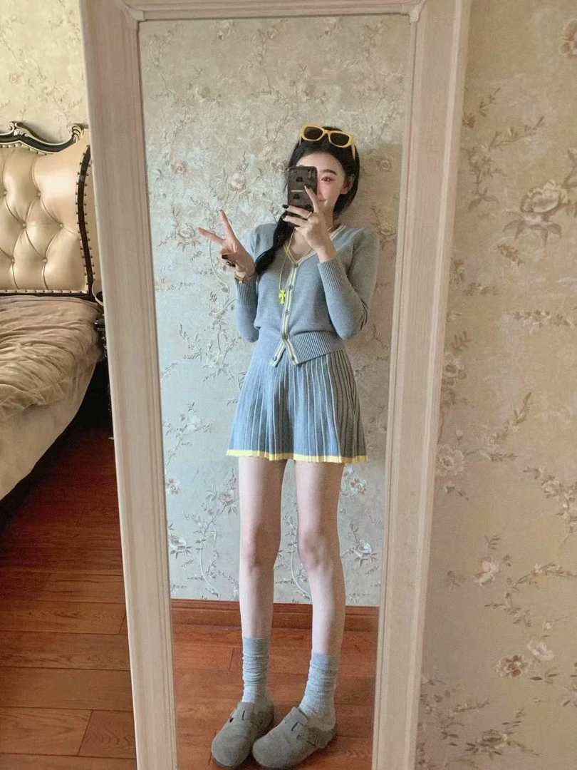 春季新款学院风v领针织开衫上法式气质高腰显瘦百褶半身裙两件套