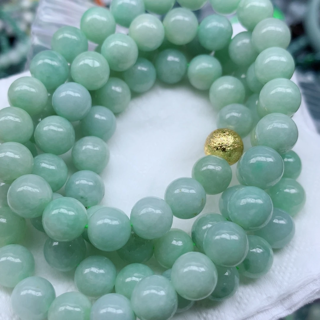 翡翠未镶嵌颈饰珠子