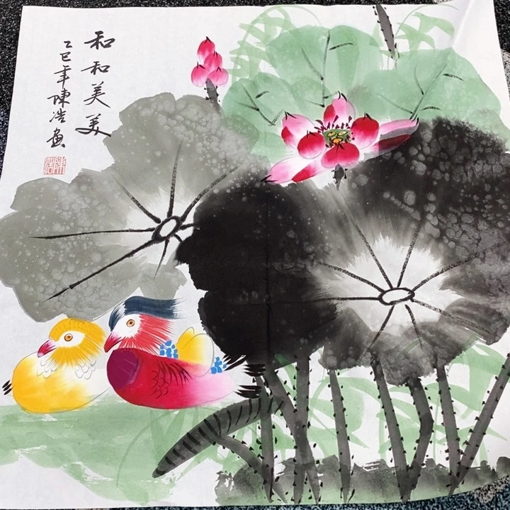 手绘作品等多种形式进行