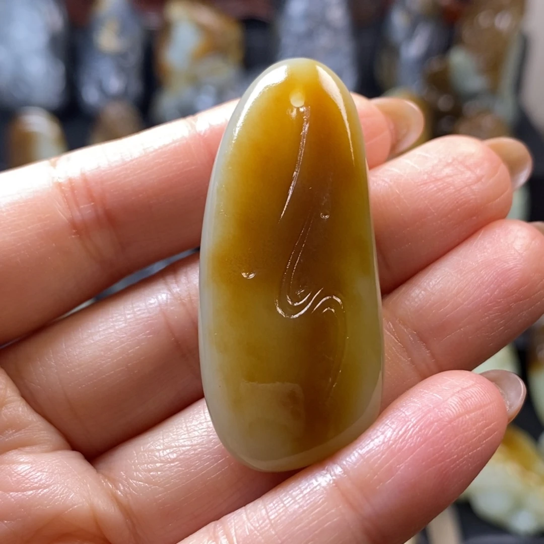 和田玉未镶嵌挂件