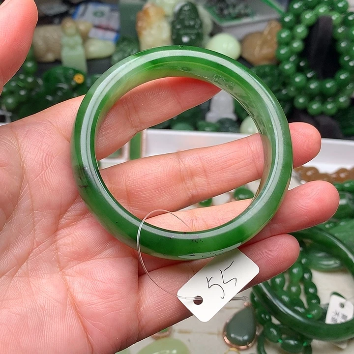 紫***️和田玉未镶嵌颈饰