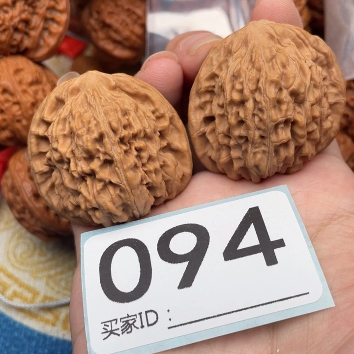 文玩核桃吊坠核桃