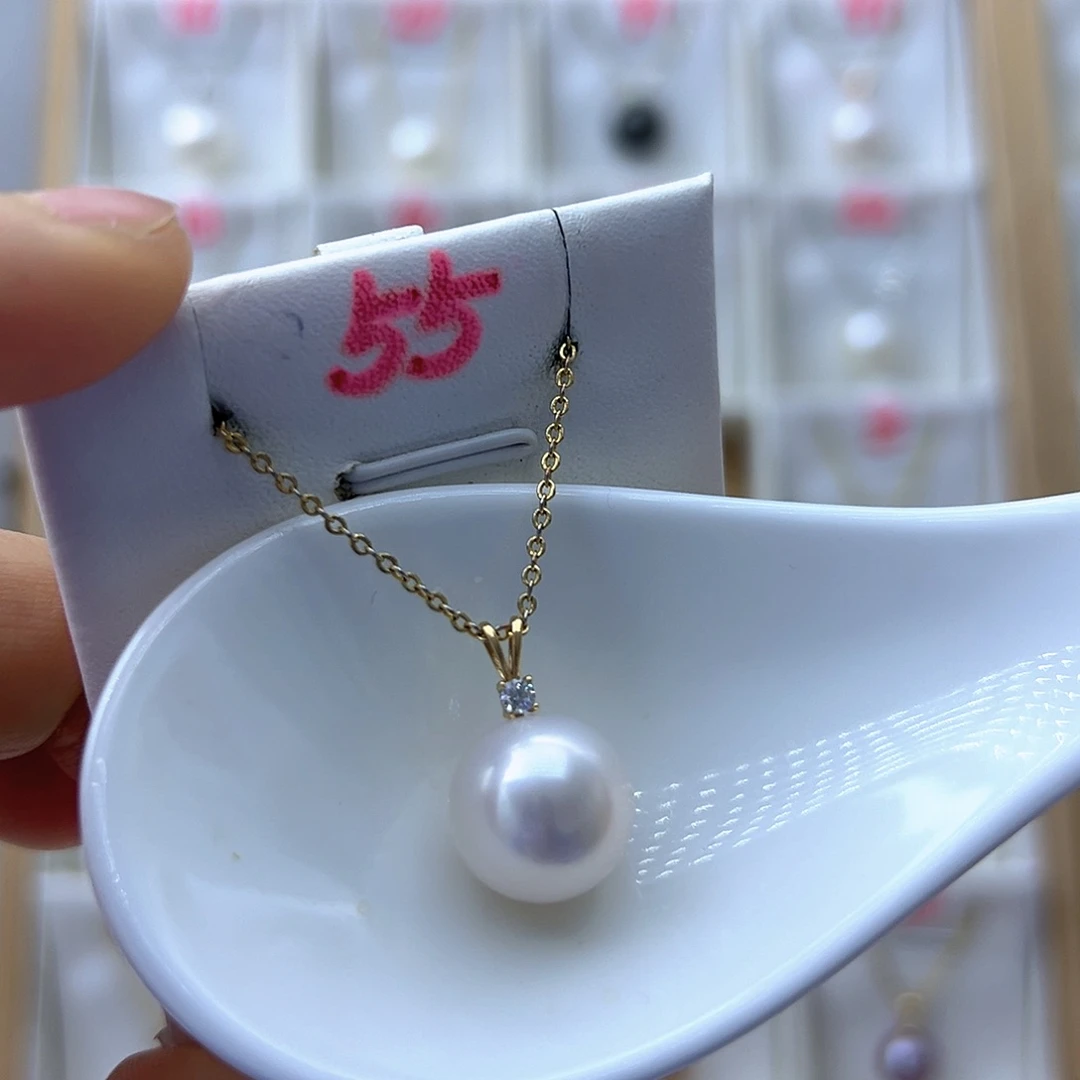 淡水珍珠18K金镶嵌吊坠(赠链)