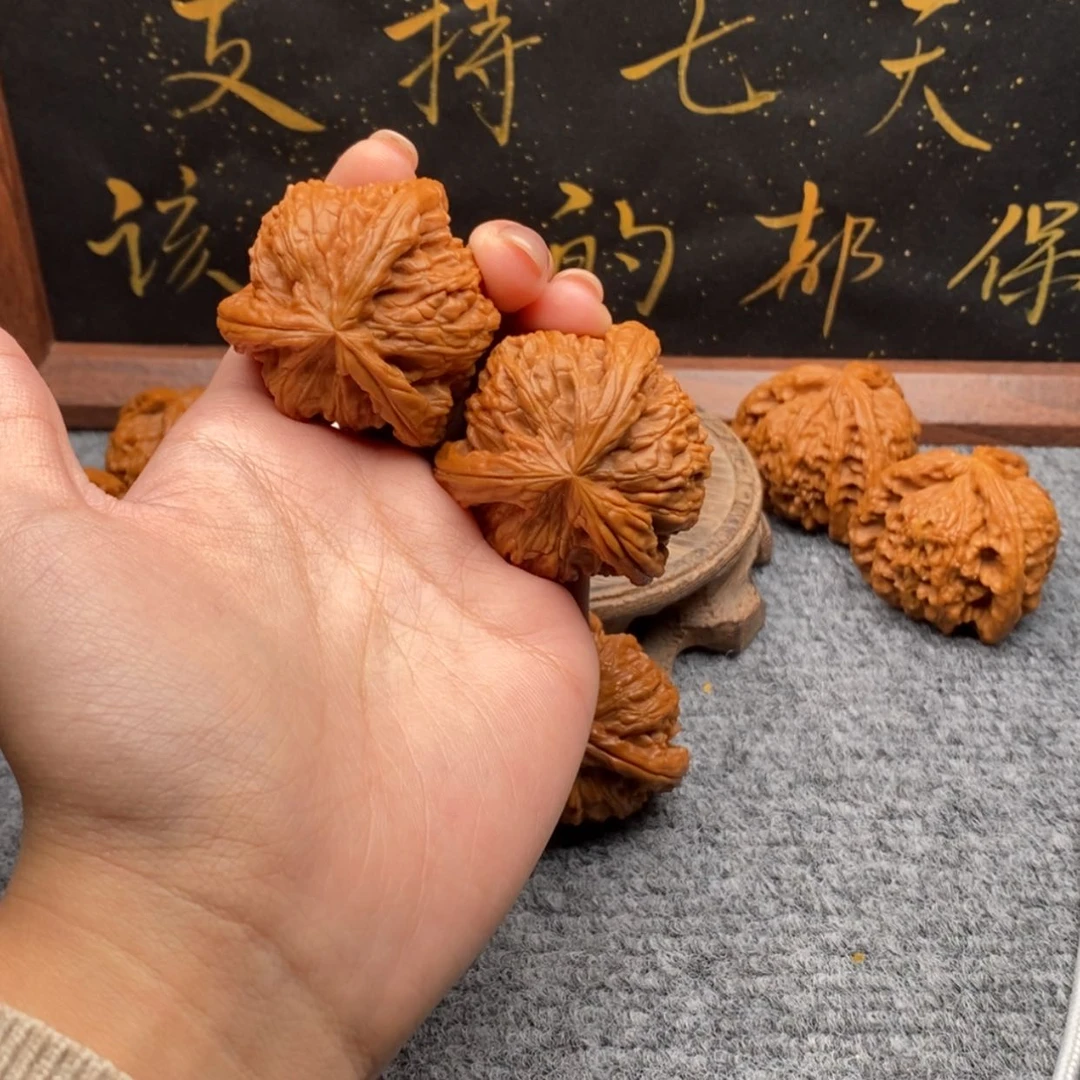 【闪购商品】吊坠文玩核桃香***寞