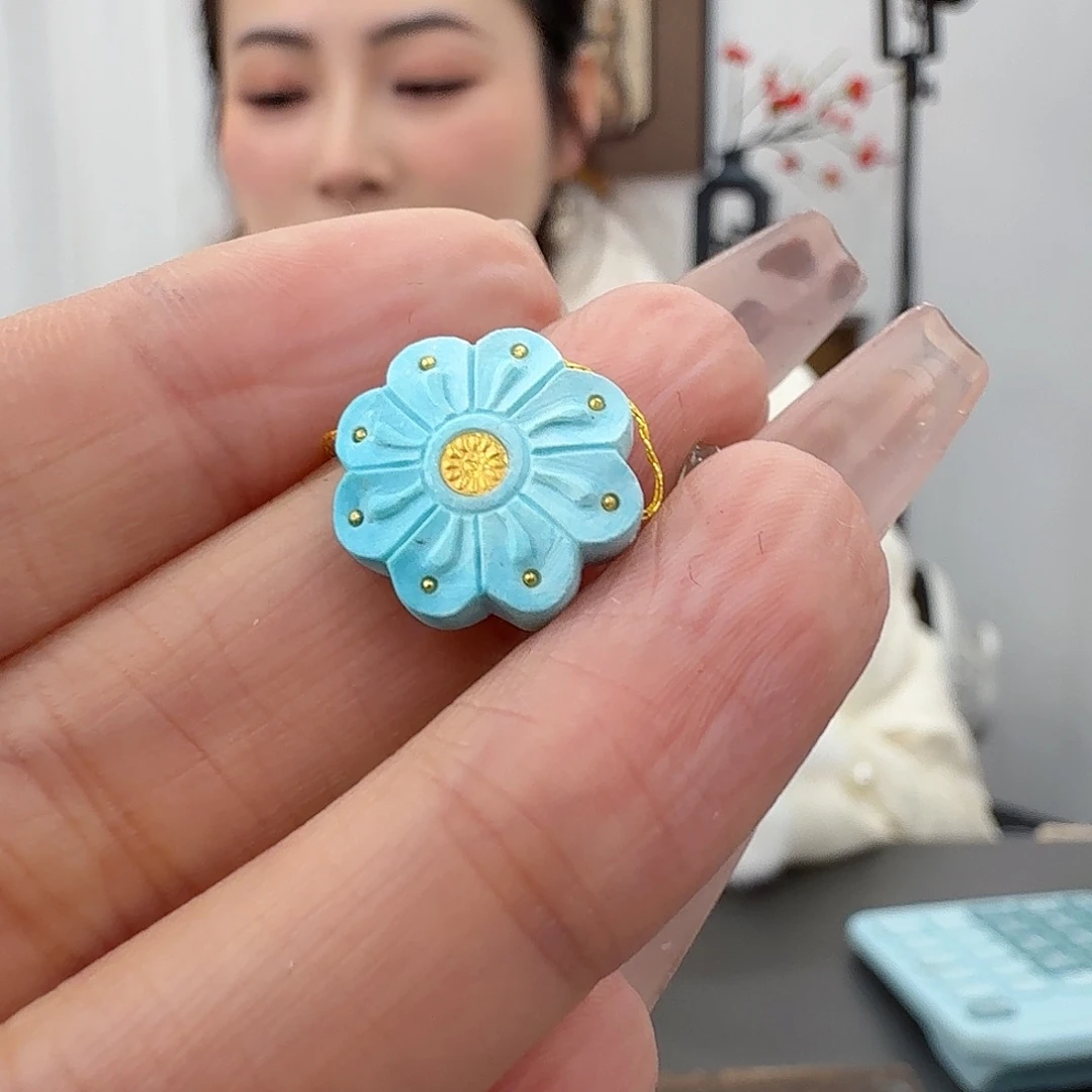 寒***黛绿松石未镶嵌珠宝奇石