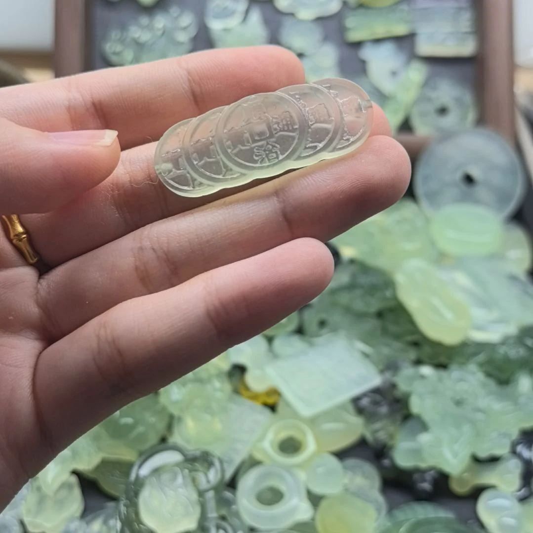 蛇纹石玉合金颈饰