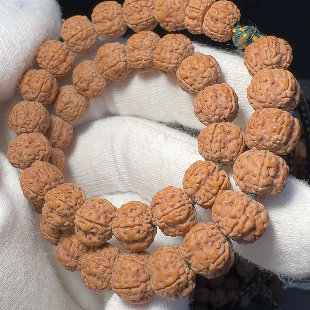 吊坠金刚菩提玉梅花手持