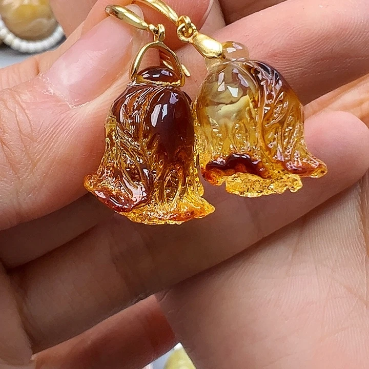 蜜蜡未镶嵌珠宝奇石