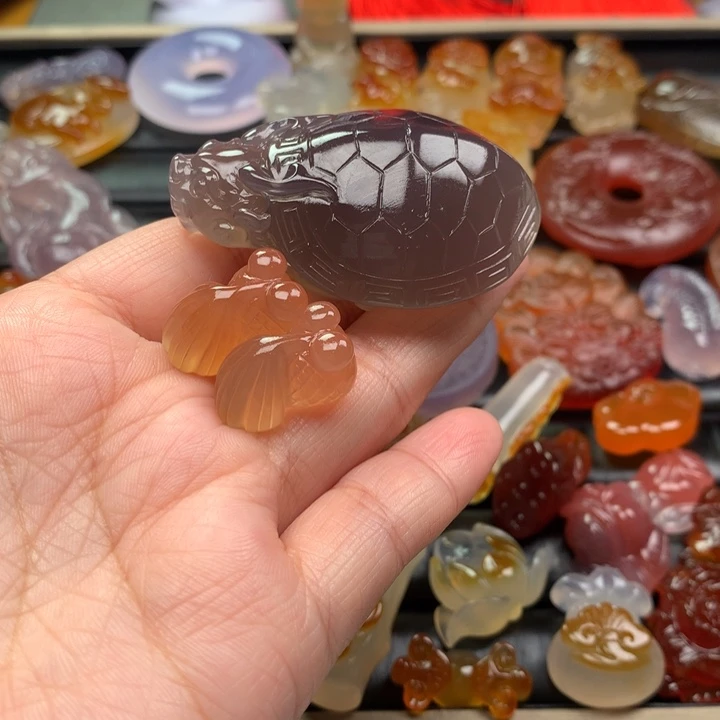 玛瑙/玉髓颈饰未镶嵌星*?