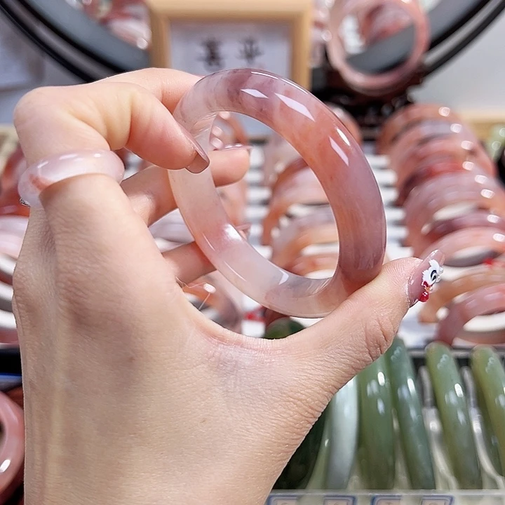 石英质玉手镯未镶嵌沐*