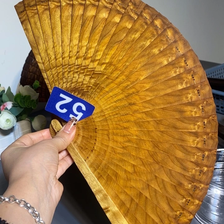 金丝楠用****1金丝楠木扇子