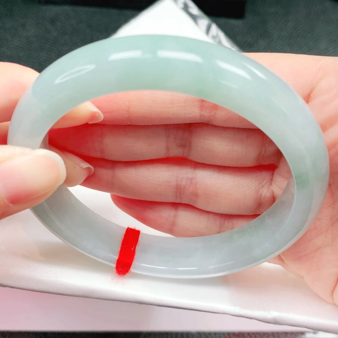 翡翠未镶嵌手镯62圈