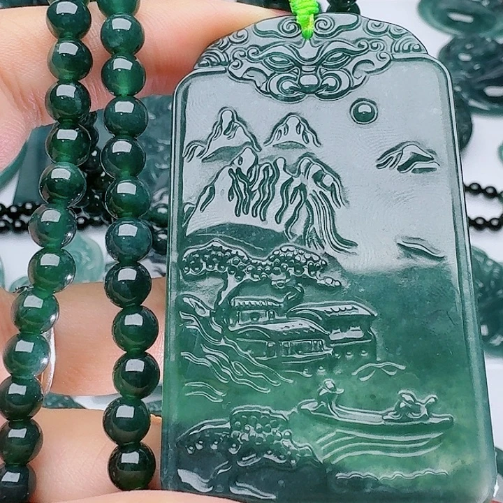 颈饰未镶嵌翡翠天然的A货翡翠多样性发其一